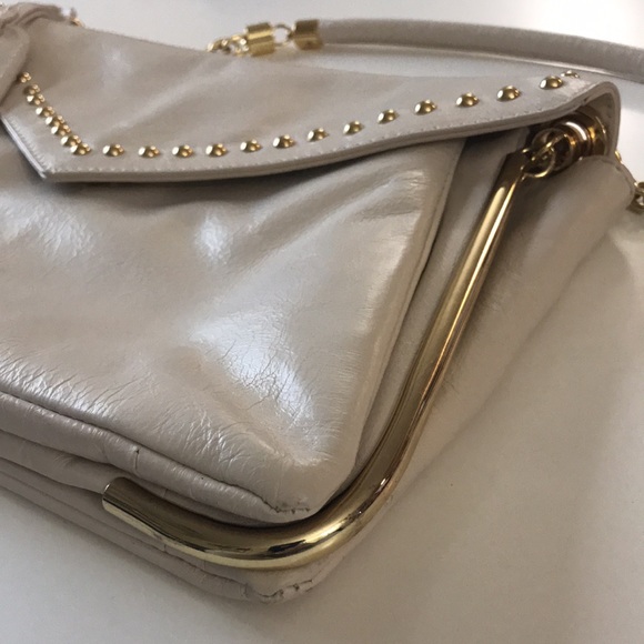 Badgley Mischka Couture Off White Leather Studded Bag - Picture 3 of 11